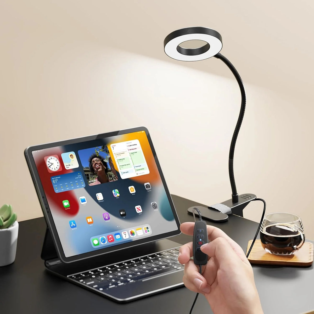 Dumiloo 5X LED Clip On Magnifying Desk Lamp