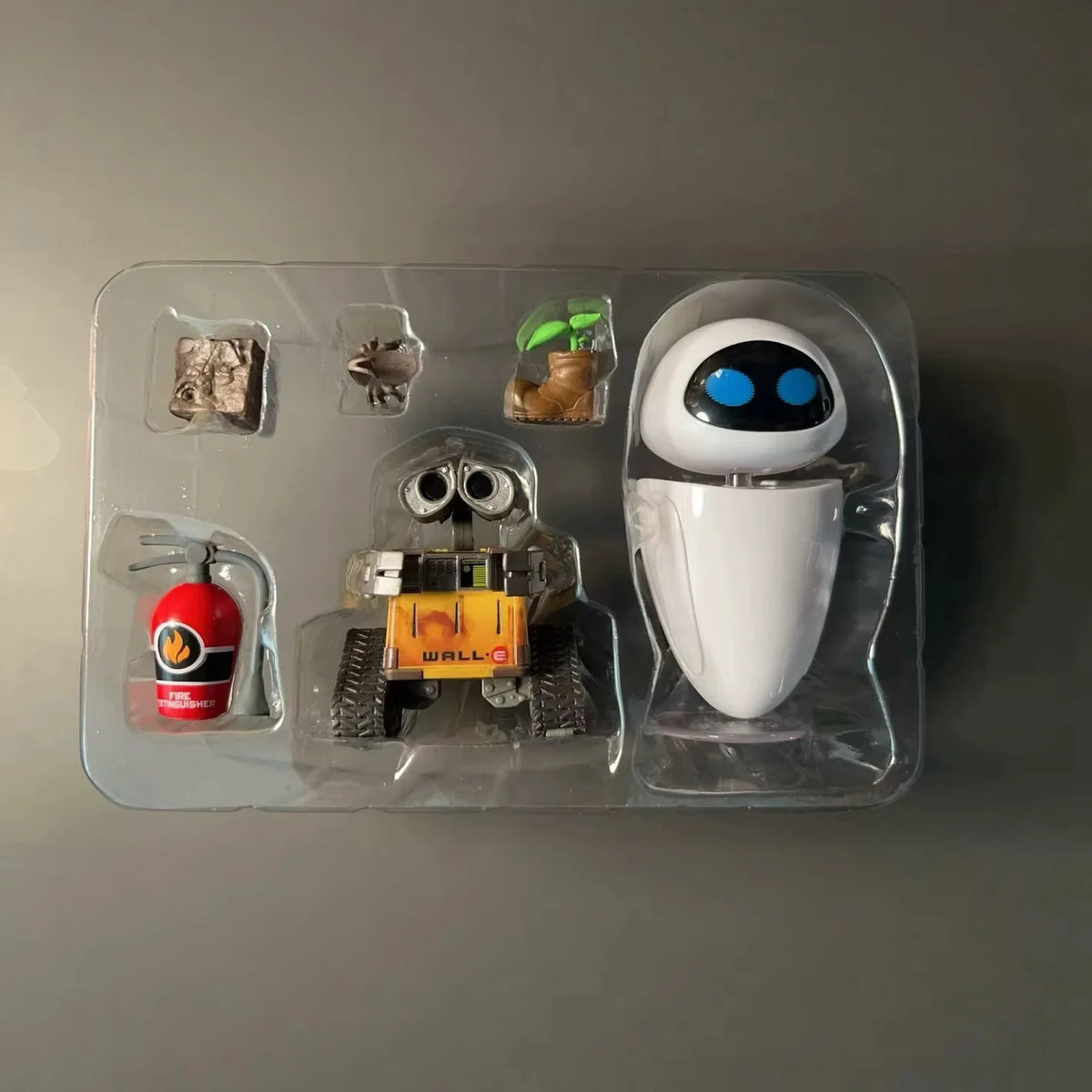 Bandai WALL E And EVE Collectible Figure Set