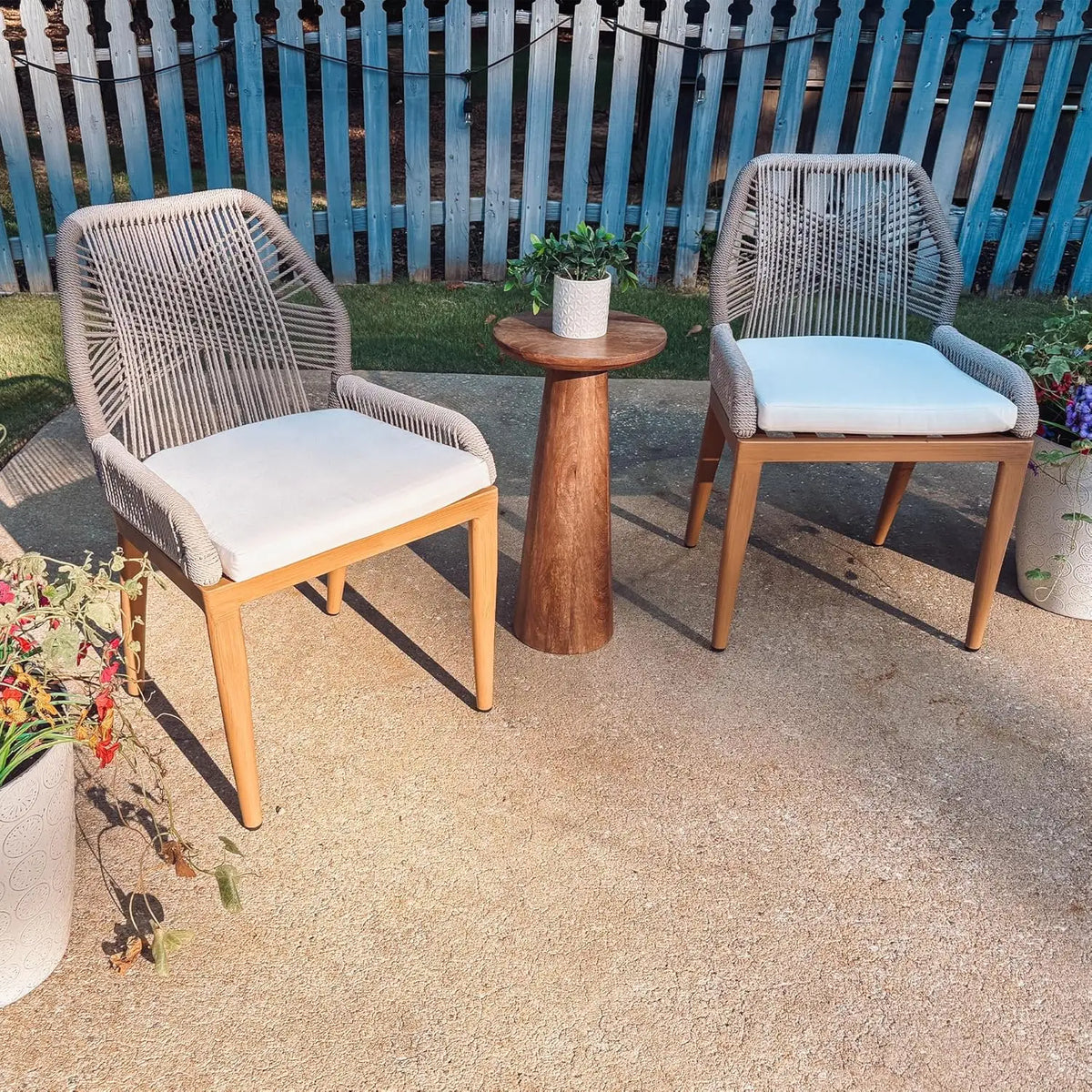 Modern Aluminum Dining Chair With Cushion Patio Set